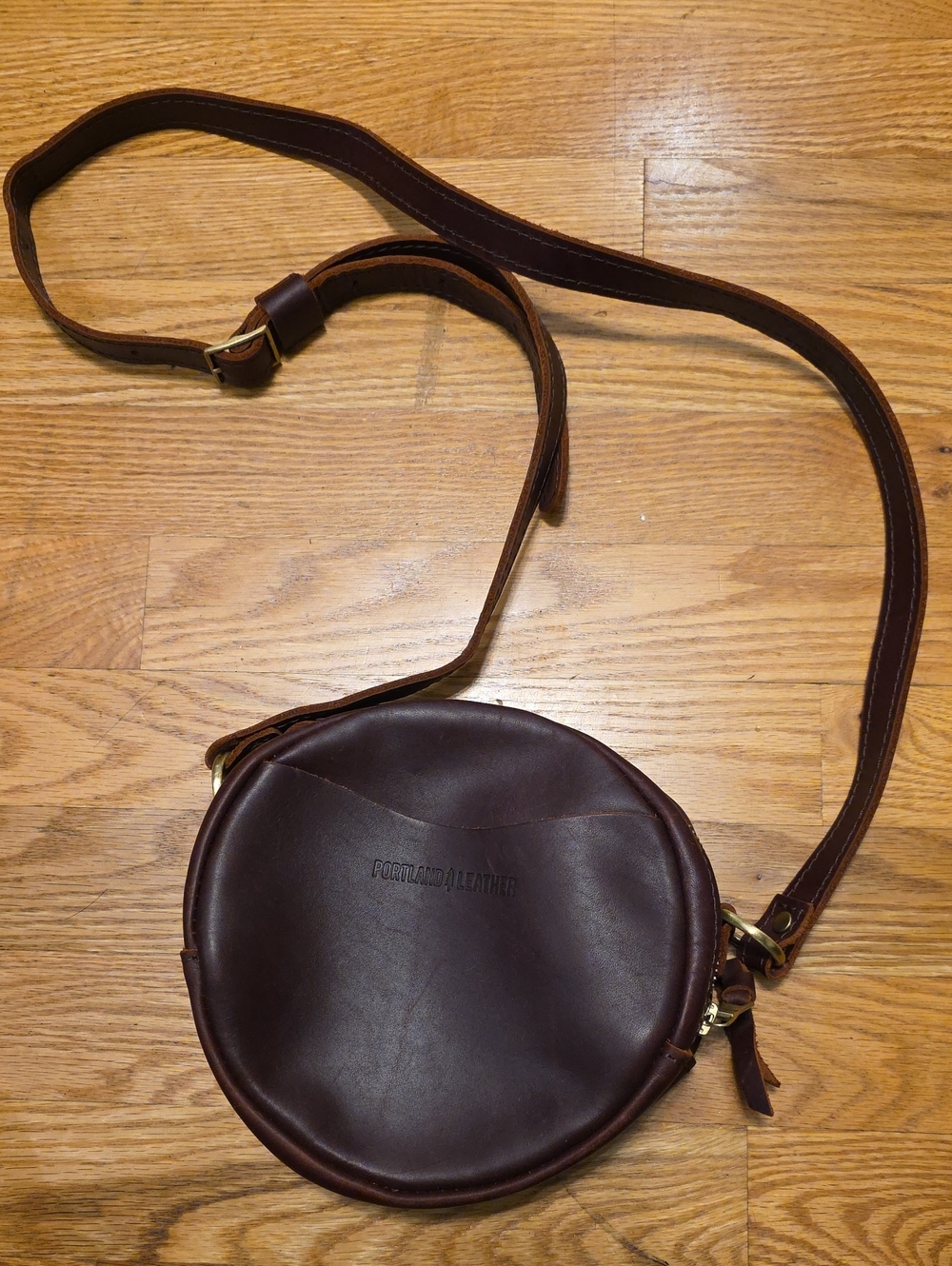 Portland Leather Circular Crossbody Bag - Dark Brown/Burgundy